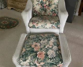 White wicker bedroom suite - bed, vanity table/chair, settee, bench, mirror, small cabinet.