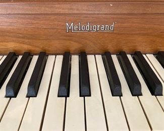 All keys work. Has been recently serviced. 