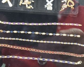 Assorted Gold jewelry 
