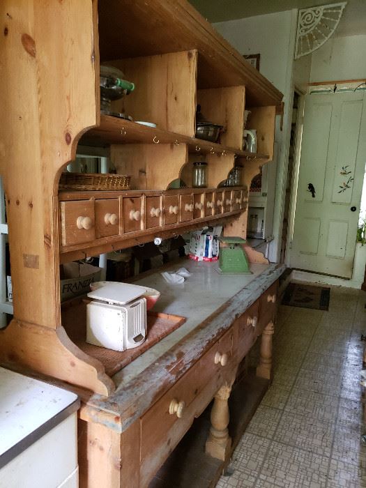 Primitive Bakers Table