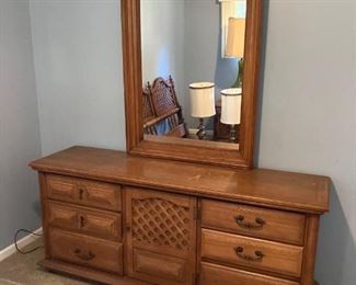 $100  Dresser with mirror 