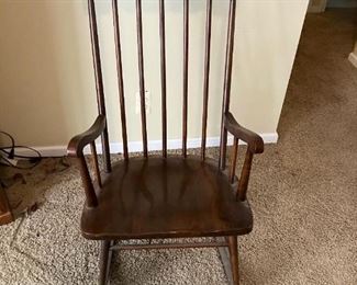 $25 Excellent condition rocking chair