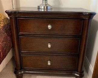 	#29	Night stand 30x19x29	 $100.00 		