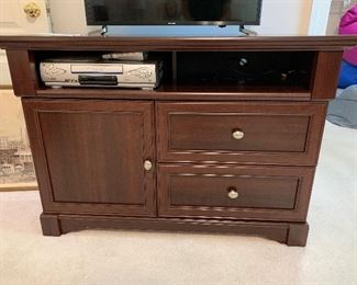 	#31	Media cabinet/console table 47x20x32	 $100.00 		
