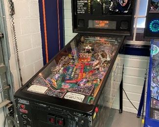  Mike Ditka Autographed NFL "Gladiators of the Gridiron" Pinball Machine
