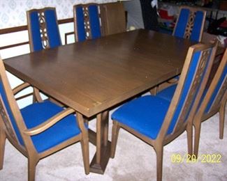 Striking 1970's Dining table and six chairs
