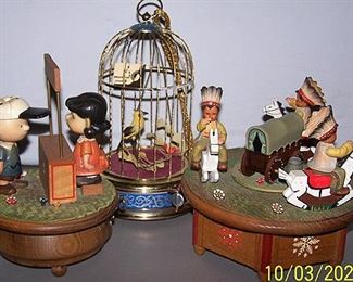 Music boxes: Peanuts, bird in cage and Thorens music box