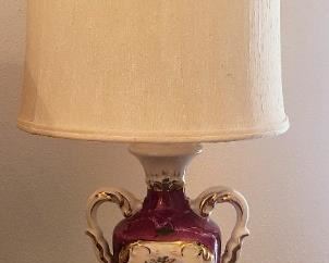 Vintage Victorian Motif lamp
