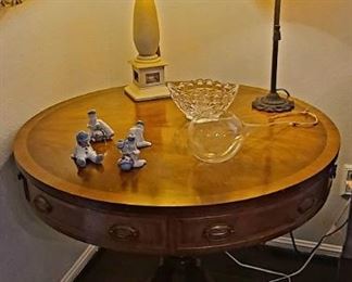 Antique round claw foot versatile table w/2 drawers