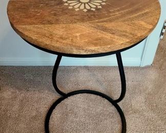 Carved round C side table