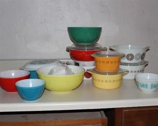 vintage pyrex 