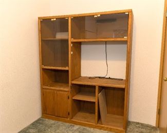 Entertainment center