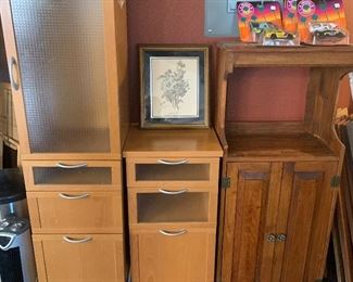 Small storage cabinets / drawers