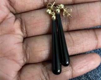 14kt and onyx dangle earrings