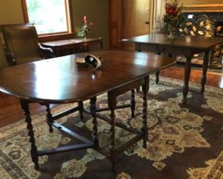 Two nicely proportioned tables that are perfect for smaller spaces; this rug is in excellent condition and nice colors for fall!