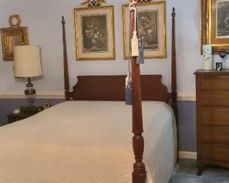 Four Post Bed 