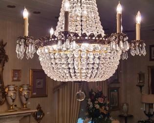 Chandelier 