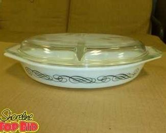 Vintage Pyrex 22 Promo BlacK Scroll Oval Divided Dish