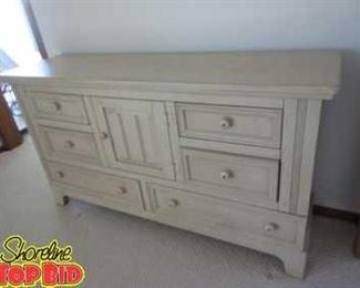 Broyhill painters on sale shed collection