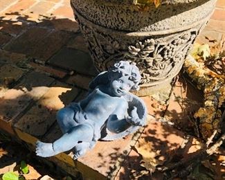 Garden angels and decorative pots