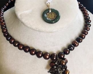 Bronze Tone Cultured Pearl Necklace. 14K Gold Jade Pendant 