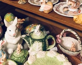 Easter bunnies and chicks