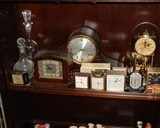 Miscellaneous clocks and salt & pepper shakers