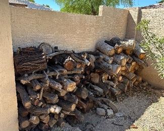 Firewood mesquite and euquliptus  