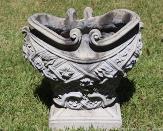 Faux Stone Detailed Outdoor Garden Urn