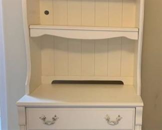 Stanley Furniture Young America Caroline Hutch