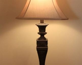 Traditional Accent Table Lamp