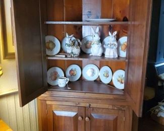 Old Dark Pine Corner cabinet 