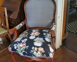 Upholstered arm chair