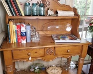 Nice size kitchen server