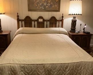 Broyhill retro queen bed, mattress and foundation