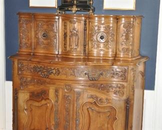 Still More Beautiful Antique Furnishings!