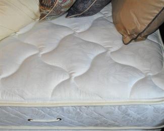 Full-Size Simmons Kensington Extra Firm Mattress and Box Spring Set