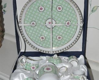 From the Ace Gift Collection, Pretty Miniature 9-Piece Tea Set in Original Box
