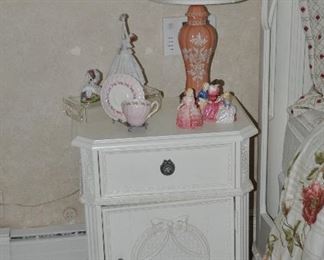 Emma's Treasure White Night Stand with One Drawer and Door. W22" x H30" x D16"