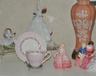 Vintage Porcelaine Collectibles by Dresden and Royal Doulton. One of the Two Available Porcelaine de Paris Porcelain Lamps