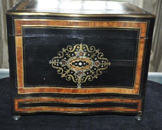Spectacular Antique French Tantalus, c.1860, Closed View
