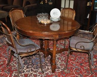 Another Great Dining Table and Chair Set Available