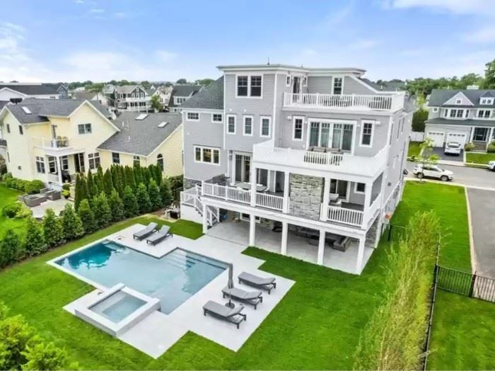 DONNA TO THE RESCUE Monmouth Beach Estate Sale starts on 10/7/2022