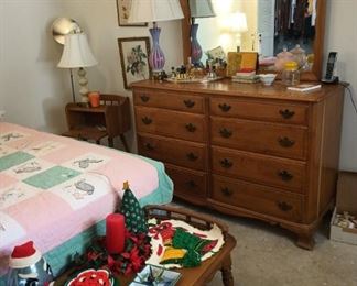 Dressers and chest of drawers bedroom furniture