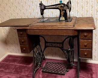 Vintage Singer Sewing Machine w Cabinet and Beautiful Base (this piece is a work of art!)