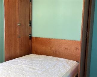 Murphy Bed w Mattress