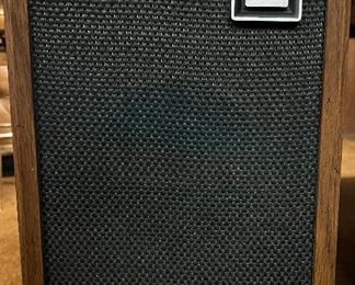 Soundesign Speakers pair