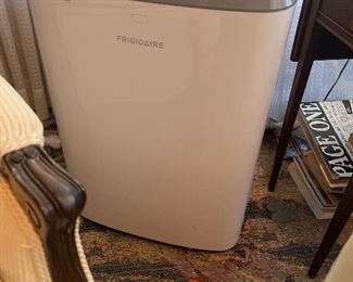 Fridigaire Room Air conditioner