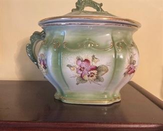 China Chamber Pot