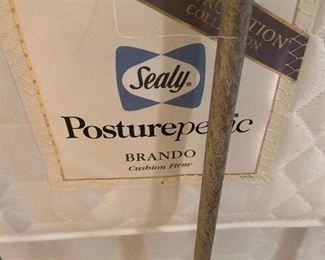 Sealy Posterpedic Full Size Box Spring & Mattress